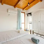 Appartamento With Garden, *