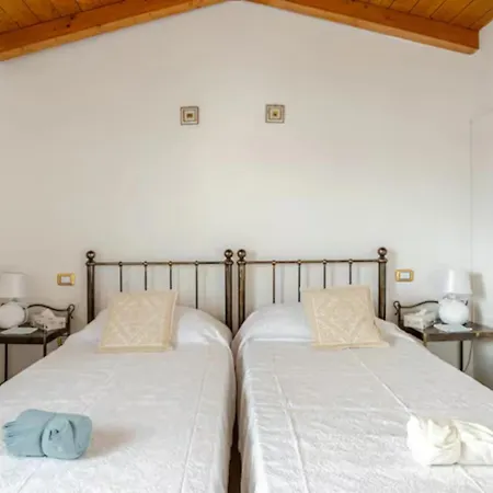 Apartamento With Garden,