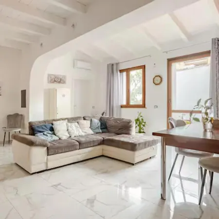 With Garden, Apartment San Sperate