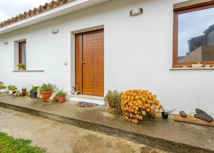 With Garden, Apartamento San Sperate